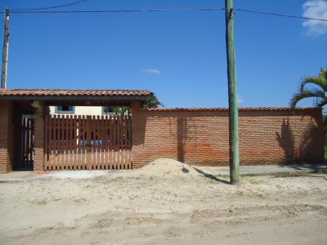 casa em Est. dos Eucaliptos