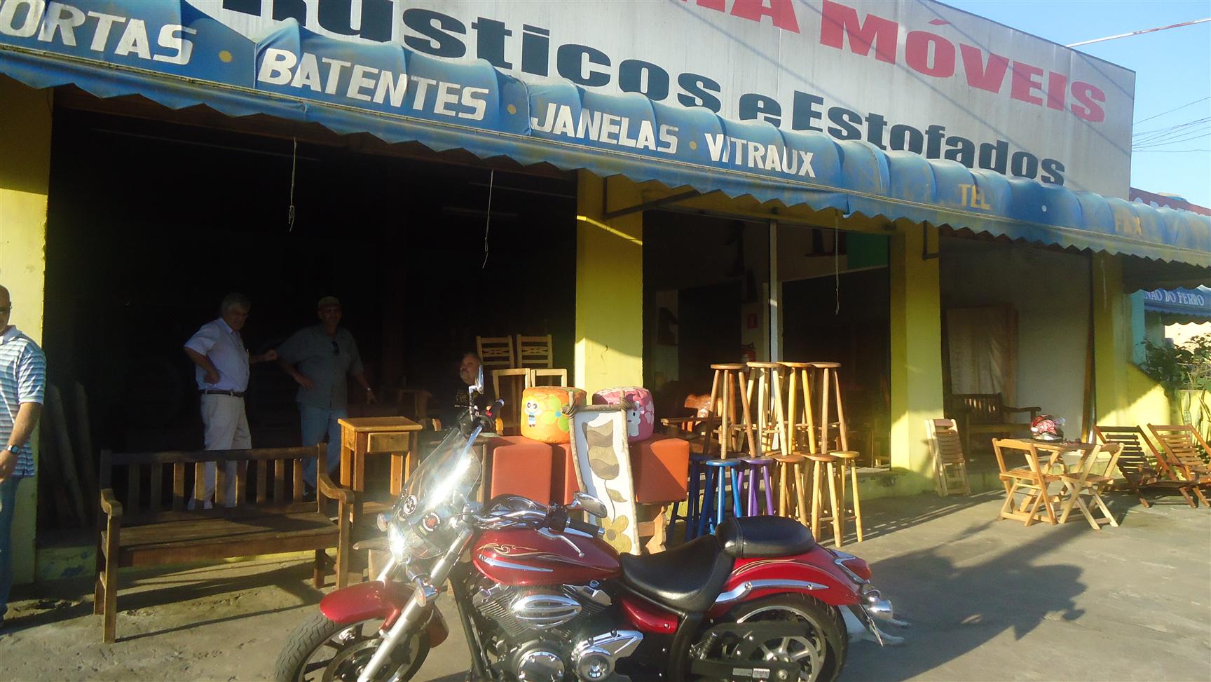 comercial em Bairro dos Prados